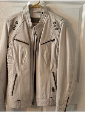 Womens Light Beige Leather Harley Davidson jacket- Classic Zip Front